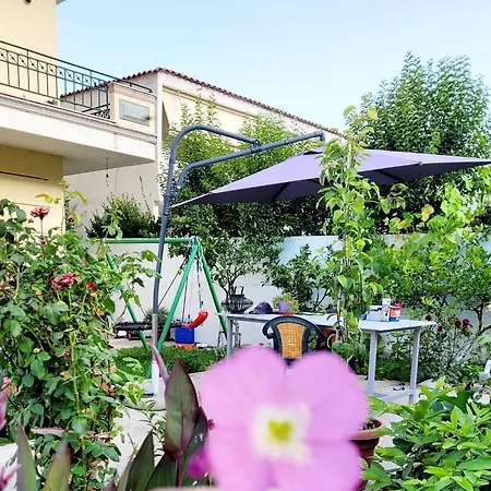 Koreta Apartment *